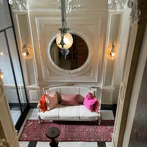 Dujardin 4*, Antwerp Belgium