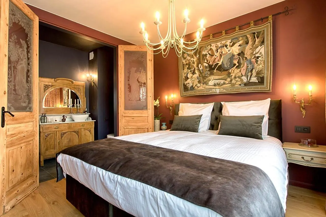 Royal Swans B&B Bruges Bed & Breakfast
